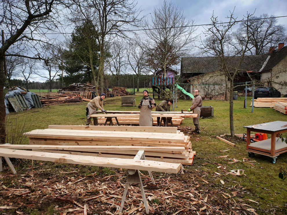 Bei Tischlerei Kochan packen alle an.